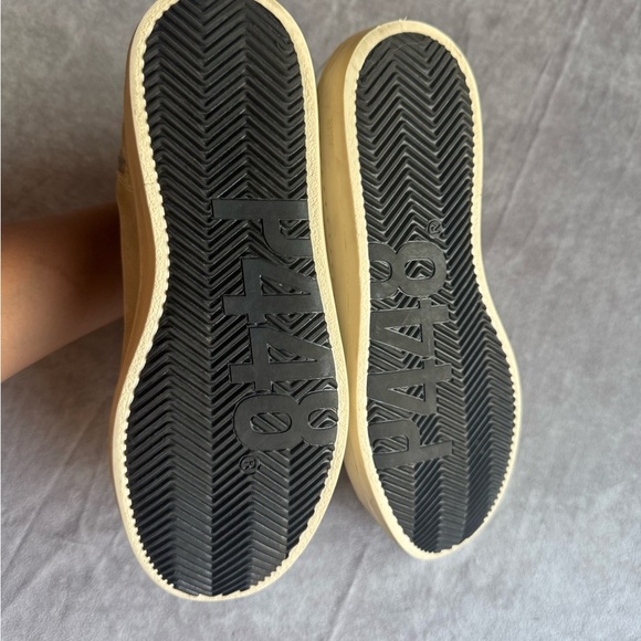 P448 Silver and White Sneakers - Picture 6 of 11